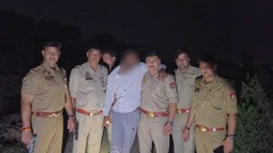 जहांगीराबाद थाना पुलिस और स्वाट टीम की मुठभेड़ में शातिर चोर ‘पिंकल’ गिरफ्तार, जवाबी फायरिंग में पैर में लगी गोली