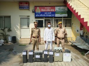 थाना दादरी पुलिस की कार्रवाई: मोबाइल टावरों से चोरी करने वाला शातिर आरोपी गिरफ्तार, ₹20 लाख का सामान बरामद